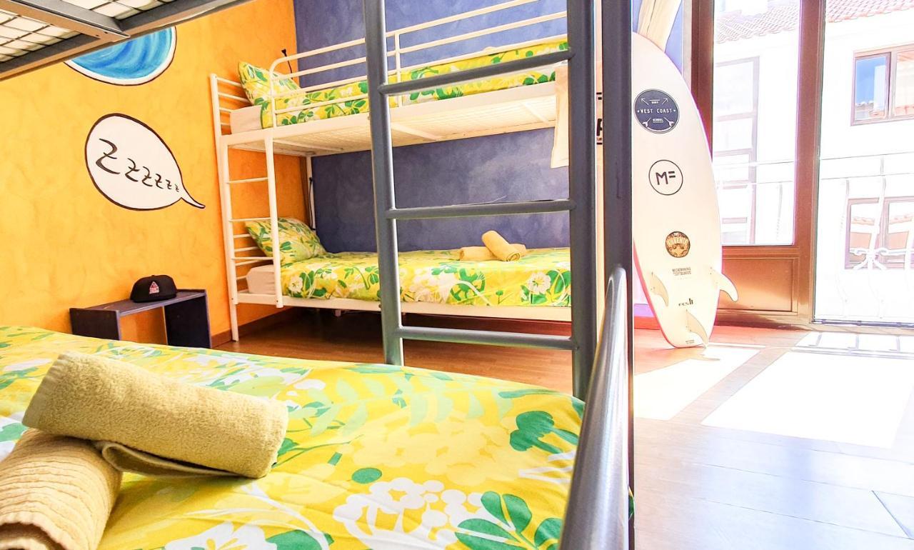 Ericeira Surf Camp Hostel Bagian luar foto