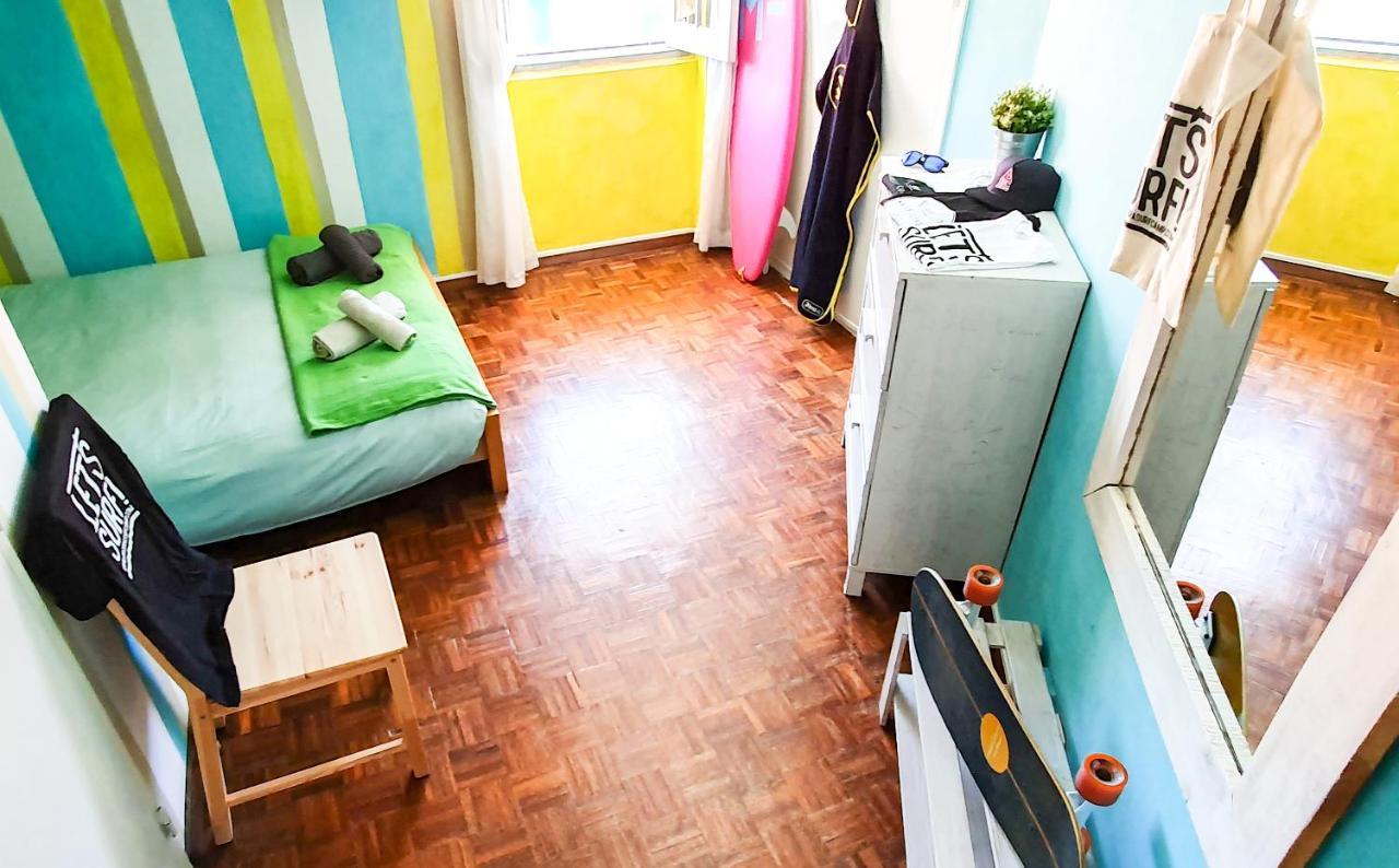 Ericeira Surf Camp Hostel Bagian luar foto