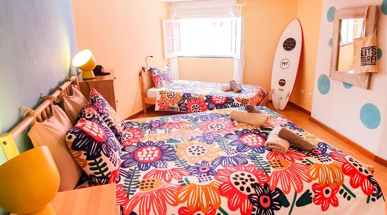 Ericeira Surf Camp Hostel Bagian luar foto