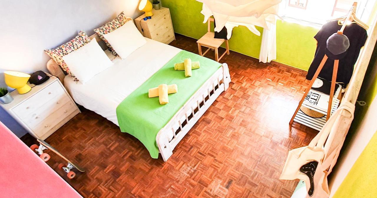 Ericeira Surf Camp Hostel Bagian luar foto