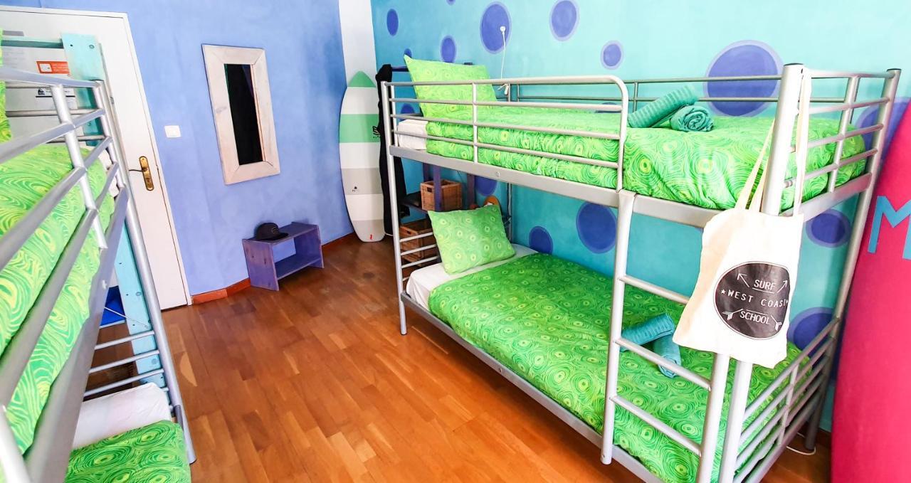 Ericeira Surf Camp Hostel Bagian luar foto