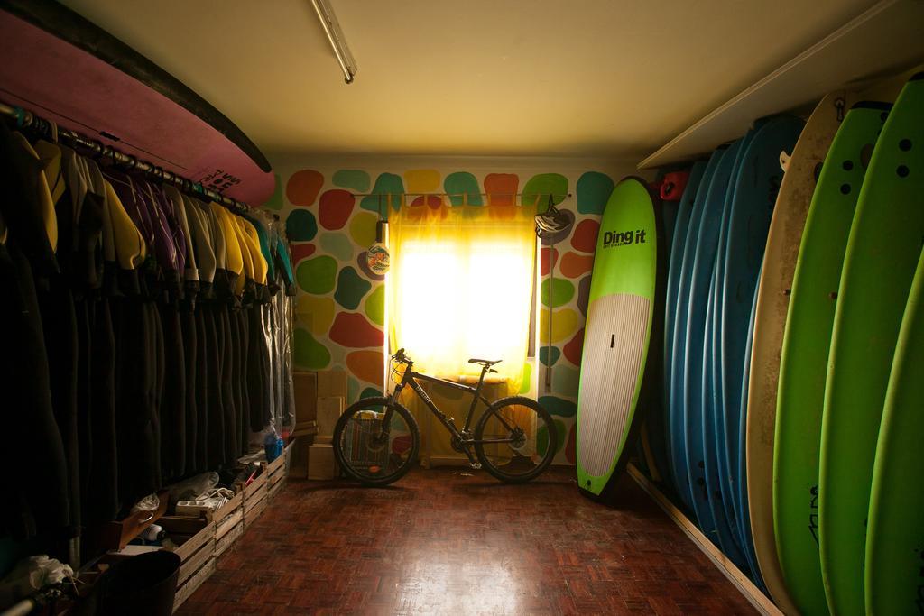 Ericeira Surf Camp Hostel Bagian luar foto